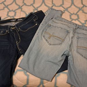 2 pairs of Levi's Jegging size 5 (27)